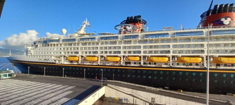 ponta-delgada-sete-cidades-volcano-blue-green-lake