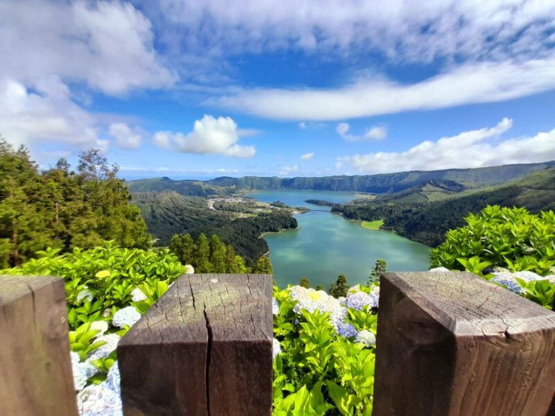 ponta-delgada-sete-cidades-volcano-blue-green-lake