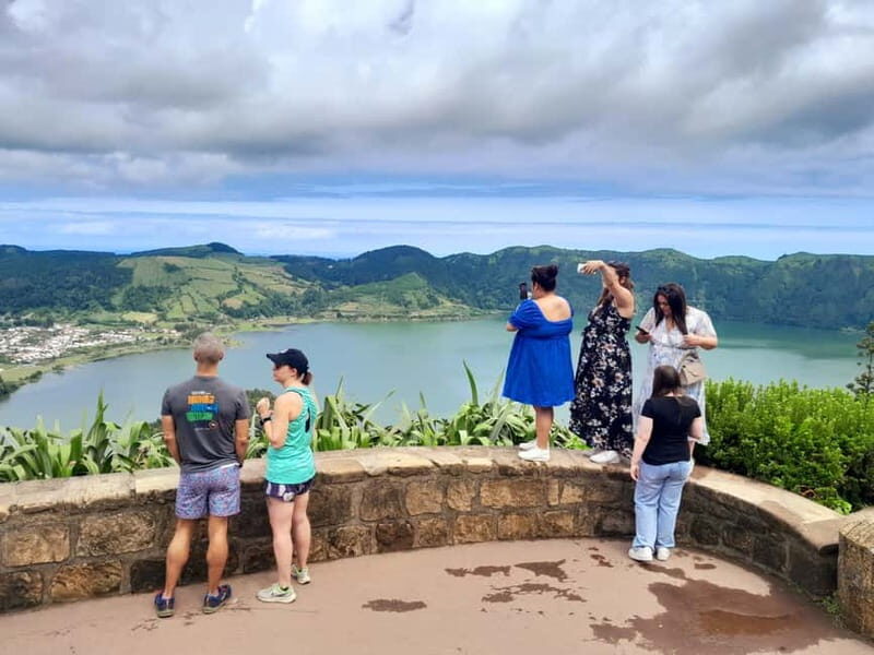 Ponta Delgada: Shore Excursion - The Blue & Green Lake - FAQ