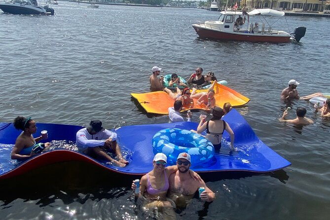 pontoon-boat-getaway-of-fort-lauderdale-2
