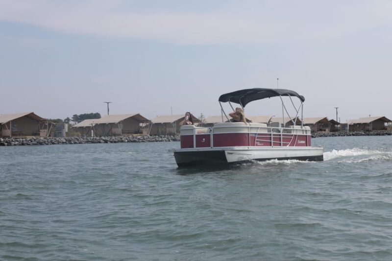 Pontoon Boat Rentals in Chincoteague Island, VA - What’s Included and How It Works