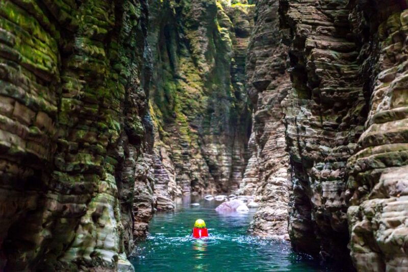 pontremoli-giaredo-gorge-canyoning-tour