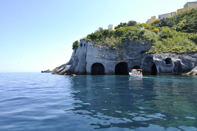 ponza-island-5-hour-boat-tour