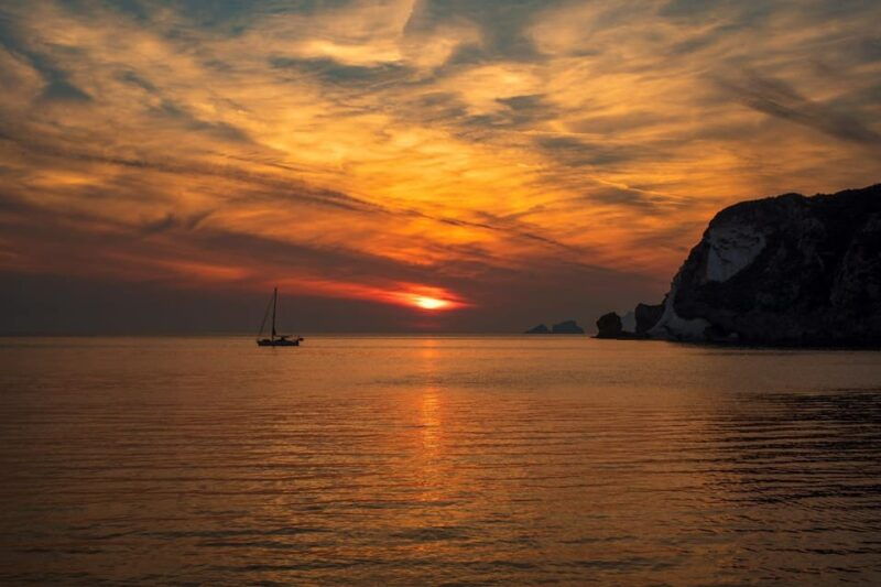 ponza-sunset-boat-tour-with-aperitif-and-swim-at-chiaia-di-luna