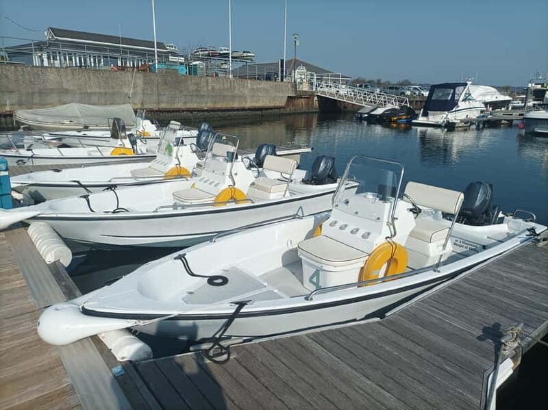 Poole Harbour: Self Drive Boat Hire with Poole Boat Hire - Key Points