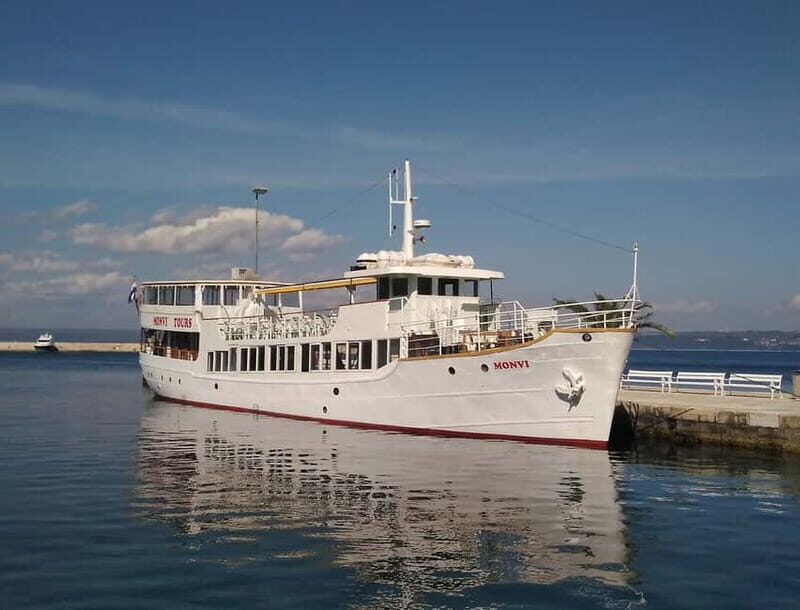 Pore: Sunset Dolphin Safari Cruise with Drinks - An In-Depth Look at the Sunset Dolphin Safari