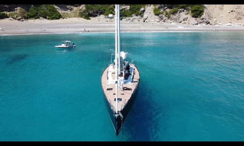 port-dalcudia-mallorca-exclusive-full-day-sailing-trip