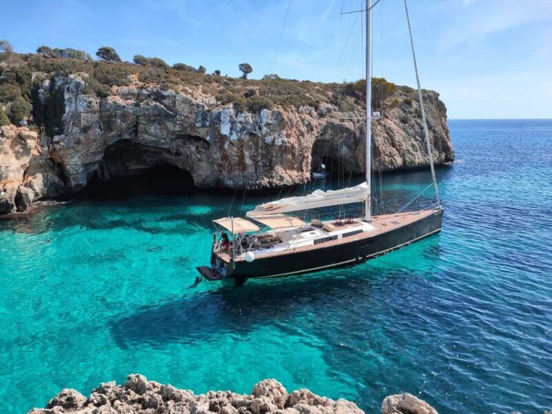 port-dalcudia-mallorca-exclusive-full-day-sailing-trip