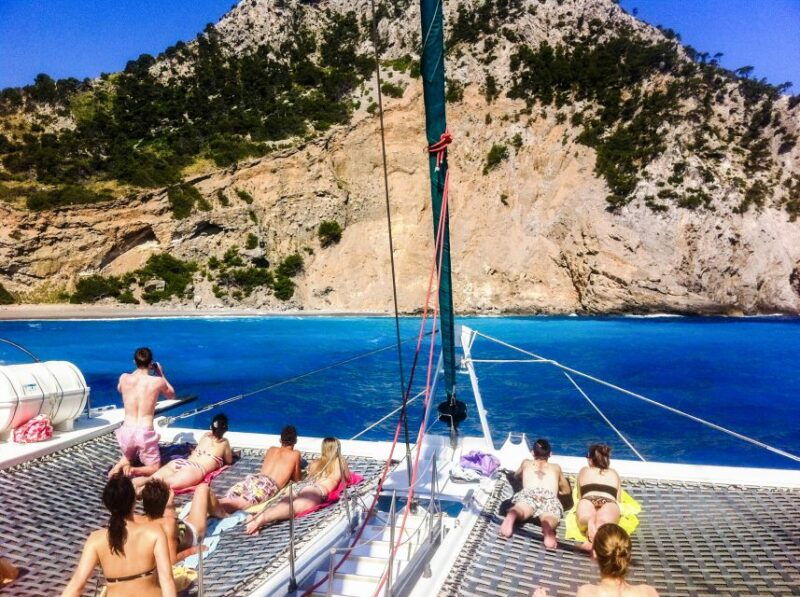 port-dalcudia-north-coast-catamaran-cruise-with-meal