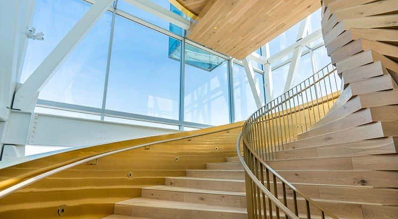 port-of-montreal-glass-tower-entry-with-exhibits