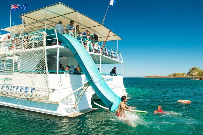 Port Stephens: Splash 'n' Slide Dolphin Cruise - An In-Depth Look at the Cruise Experience