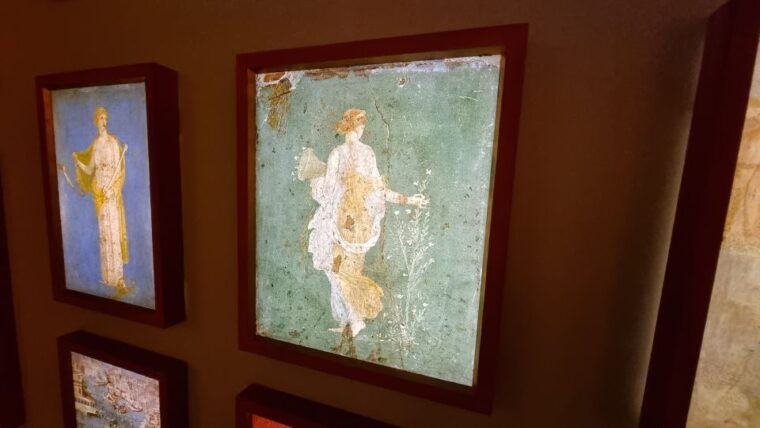 portici-guided-walking-tour-of-royal-palace-of-portici