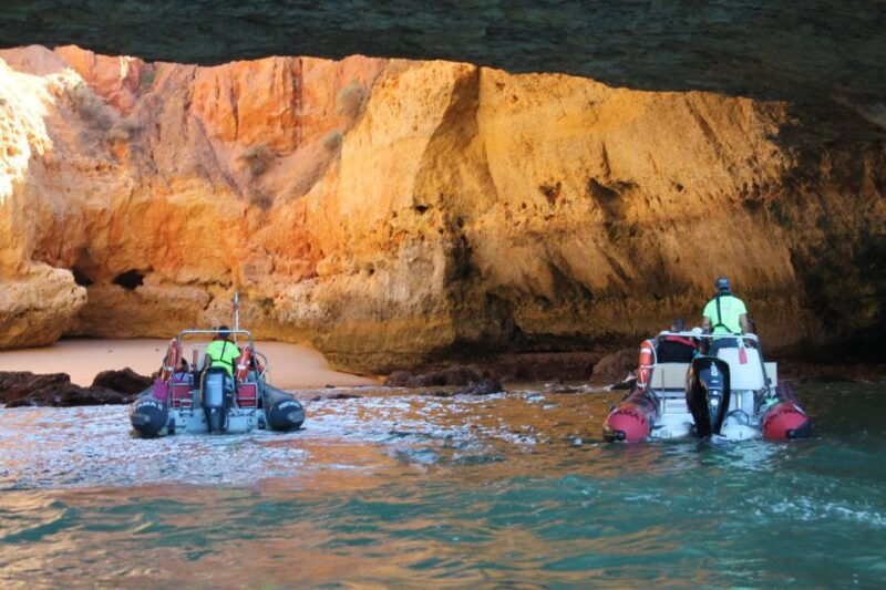 portimao-benagil-cave-and-praia-de-marinha-boat-tour