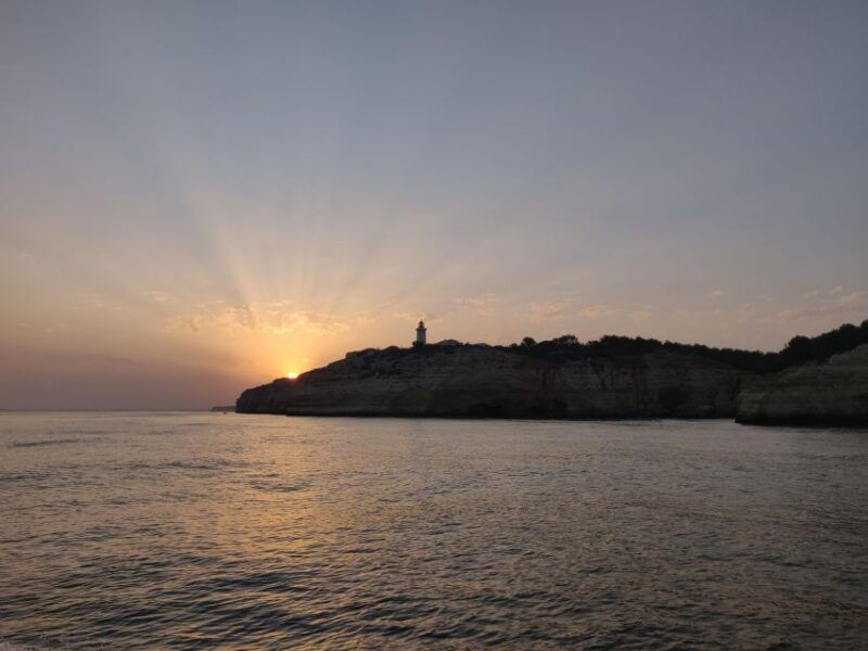 portimao-benagil-cave-marinha-beach-speedboat-tour