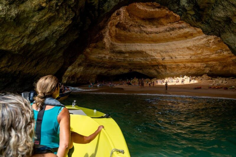 portimao-benagil-grottoes-boat-cruise