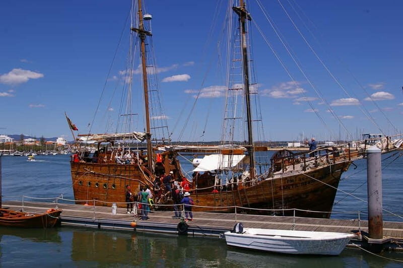 Portimão: Boat Trip by Sailing Boat to Lagos Cape Caves - FAQs