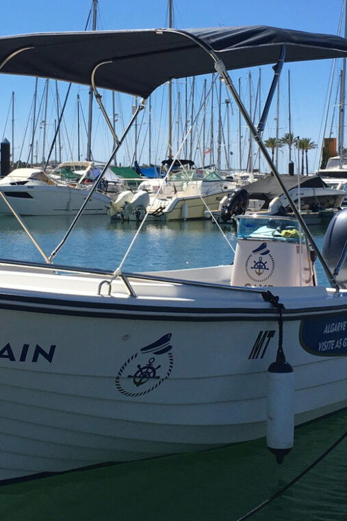 portimao-caves-benagil-and-algarve-coastline-boat-tour