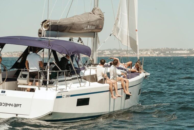 portimao-half-day-sailing-yacht-cruise-to-the-benagil-caves