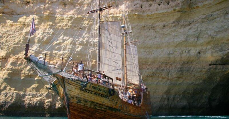 portimao-pirate-ship-cave-cruise