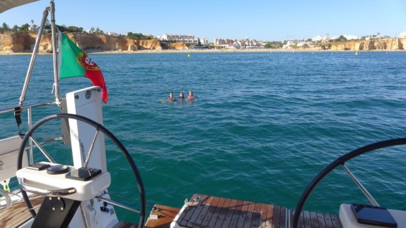 portimao-private-sailing-boat-tour-with-local-wine