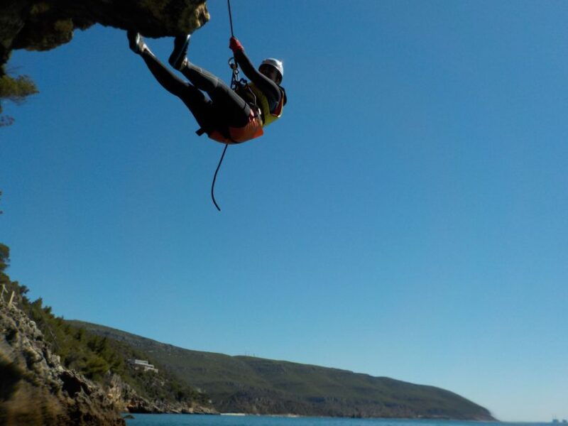 portinho-da-arrabida-coasteering-boat-tour