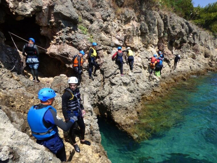 portinho-da-arrabida-coasteering-boat-tour