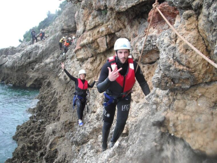 portinho-da-arrabida-coasteering-boat-tour