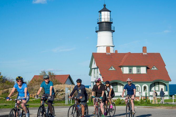 Portland Bicycle Tour with 5 Lighthouse Stops and XL Lobster Roll - Key Points