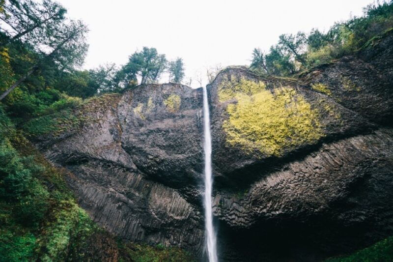 portland-columbia-river-gorge-waterfalls-morning-tour