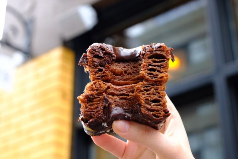 portland-guided-delicious-donut-tour-with-tastings