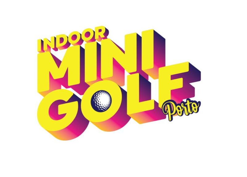 porto-18-hole-indoor-mini-golf-ticket-with-uv-light-courses