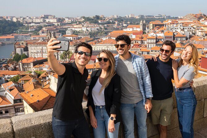 Porto 360°: Helicopter Flight, Guided Walking Tour & River Cruise - Starting Off: Guided Walking Tour through Porto’s Historic Streets