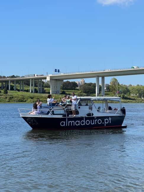 Porto: 6 Bridges and Sunset Boat Cruise with Welcome Drink - Final Thoughts
