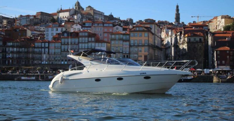 porto-6-bridges-yacht-cruise-with-local-wine-snacks
