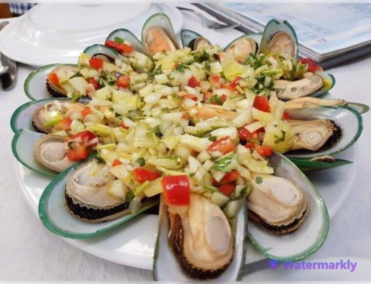 porto-all-inclusive-day-tour-walk-tram-lunch-boat