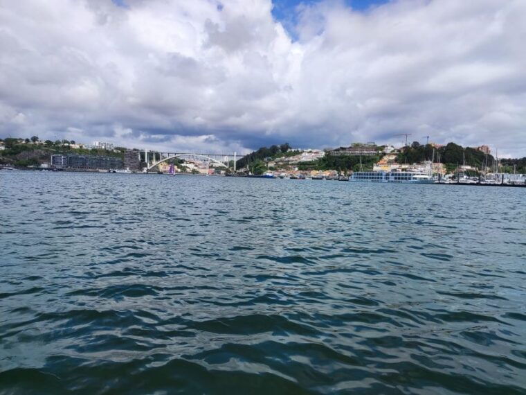 porto-all-inclusive-day-tour-walk-tram-lunch-boat