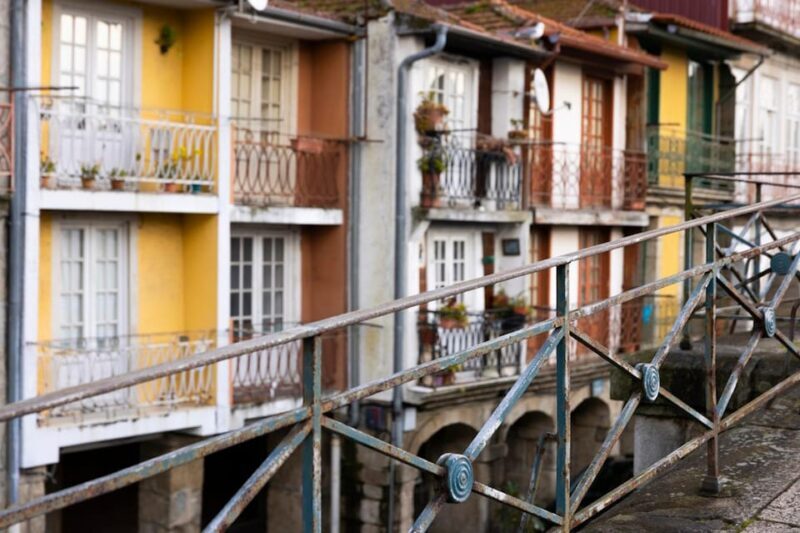 Porto: An Intimate Fado Show in a Historical Tavern - The Price and Experience Balance