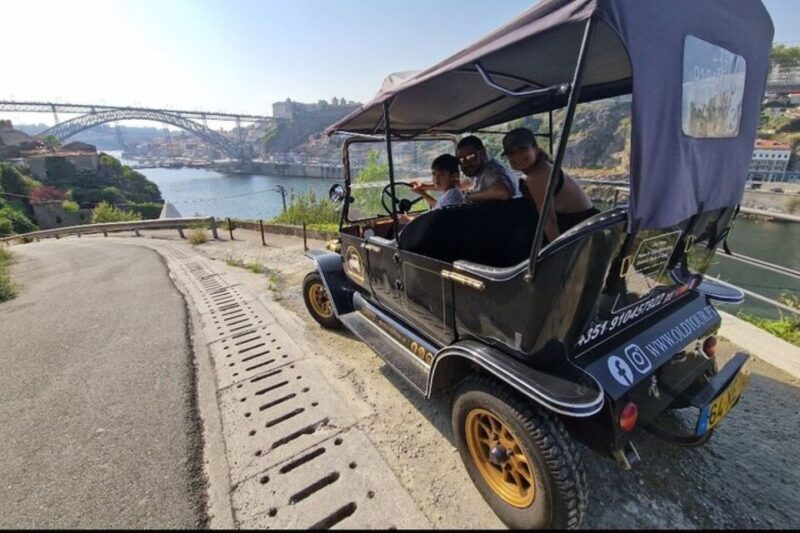 Porto and Foz: Private Douro City Tour in Classic Car - Key Points