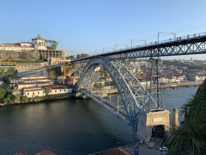 porto-and-gaia-walking-tour-of-douros-two-riversides-2