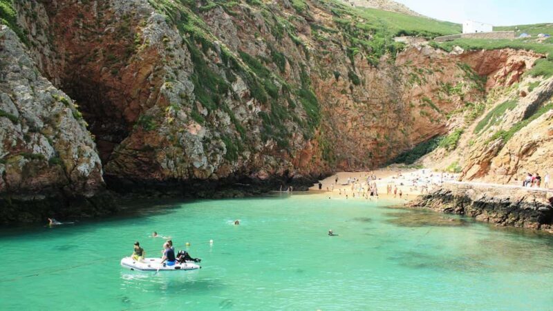 Porto: Berlengas Islands, Óbidos Castle and Peniche Day Trip - What Reviewers Say