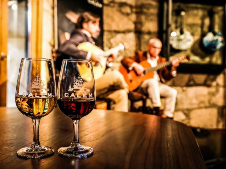 porto-calem-cellar-tour-fado-show-wine-tasting