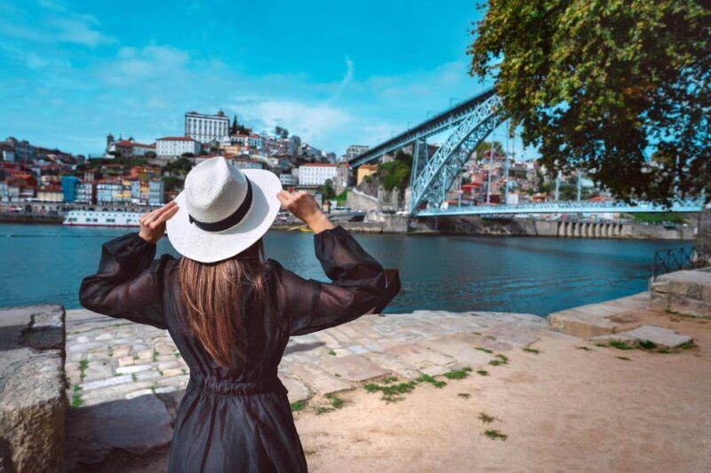 porto-capture-the-most-photogenic-spots-with-a-local