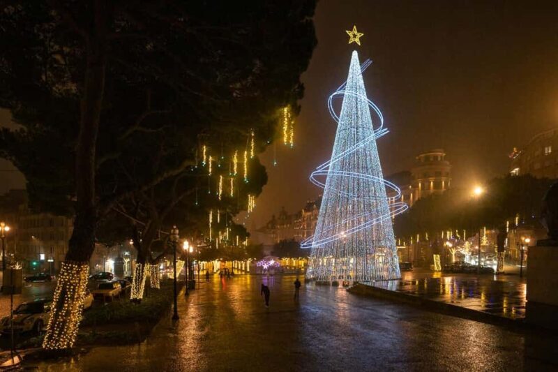 Porto: Christmas Lights Private & Flexible Walking Tour - What Makes This Tour Stand Out