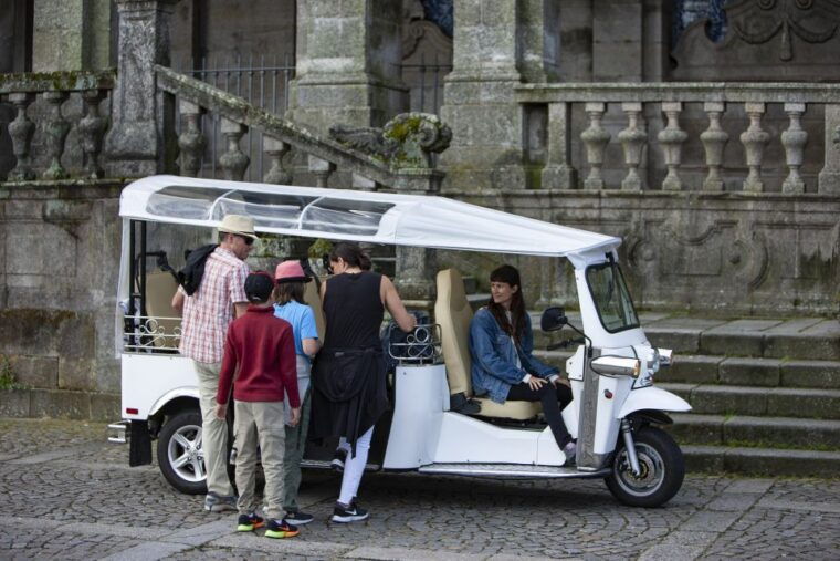 porto-city-to-the-ocean-tuk-tuk-tour