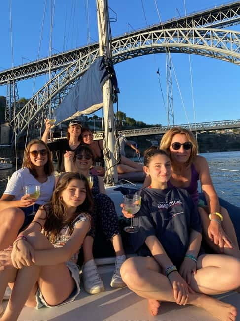 Porto: City Views or Sunset Tour with Drinks - Key Points