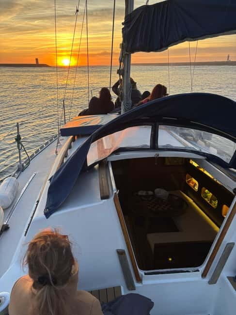 Porto: City Views or Sunset Tour with Drinks - What Sets This Tour Apart