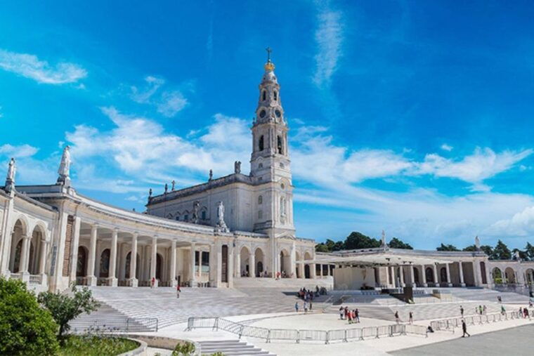 porto-complete-private-tour-to-the-sanctuary-of-fatima