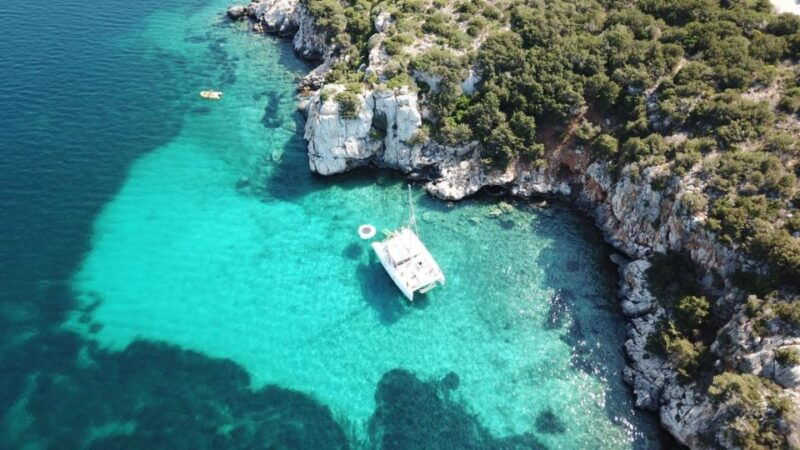 porto-conte-half-day-catamaran-tour-with-aperitif