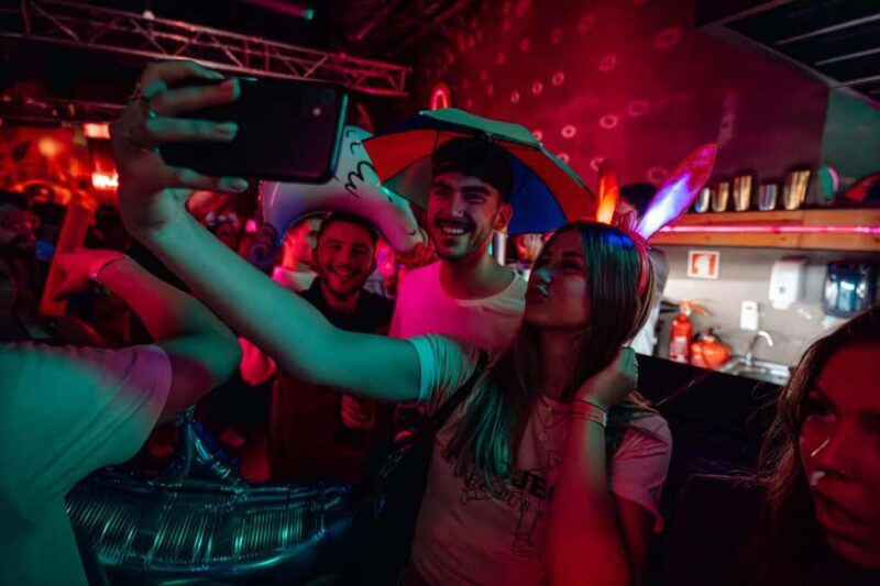 Porto: Crazy Pub Crawl with 8 Drinks, Free Shots, Games +VIP - Authentic Experiences Shared by Reviewers