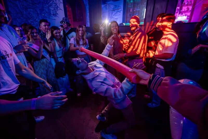 Porto: Crazy Pub Crawl with 8 Drinks, Free Shots, Games +VIP - Practical Details: How the Night Unfolds